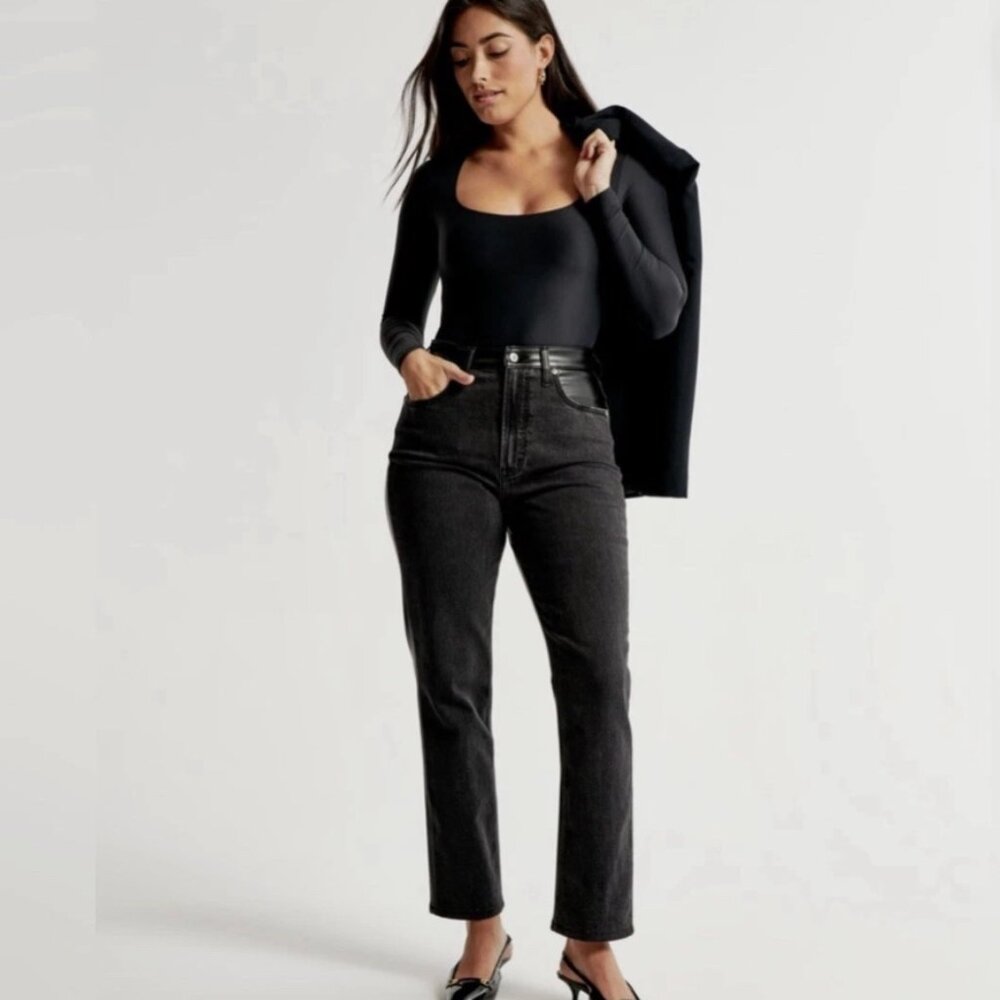 Abercrombie Mixed Fabric Ultra High Rise Jean sz 24